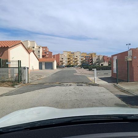 Studio Vue Mer 100 M De La Plage Leucate Bagian luar foto